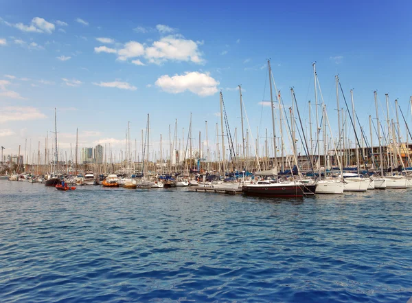 Yachts in harbor of Barcelona — Stock Photo, Image