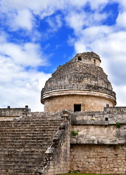 Ancient observatory in Chichen Itza, Mexico — Stock Photo, Image