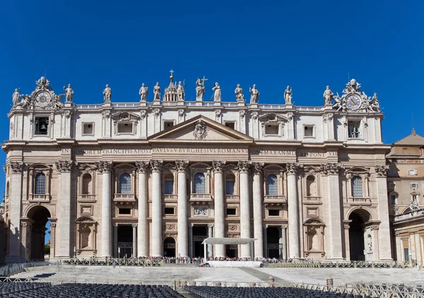 Vaticaan. St. Peter's cathedral — Stockfoto