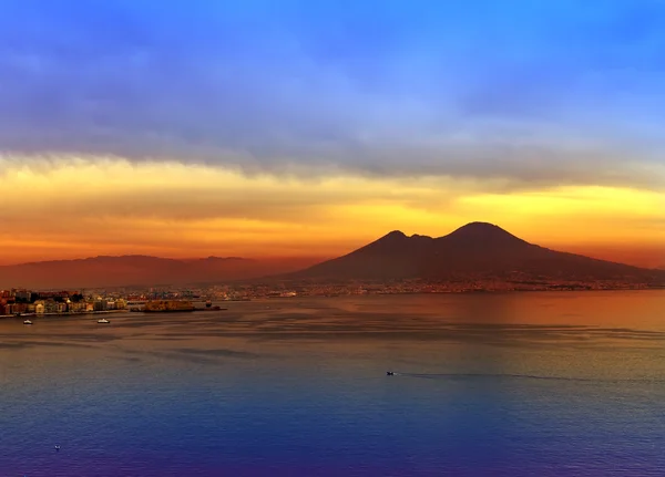 De Italia. Una bahía de Nápoles — Foto de Stock