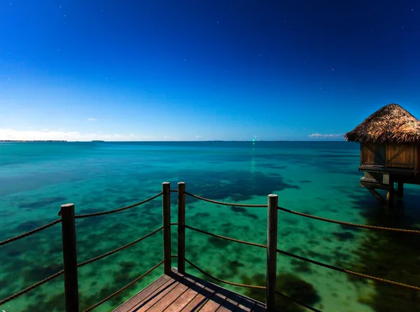 Night in tropics at the sea — Stock Photo, Image