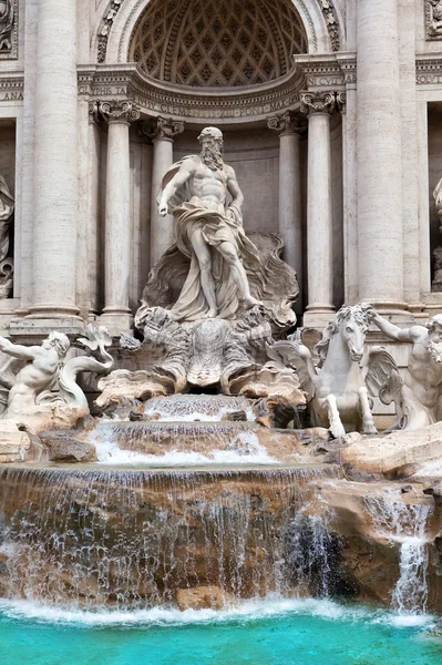 Trevi Fountain in Rome - Italy. (Fontana di Trevi) — Stock Photo, Image