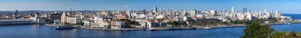 Havana. View of the old city through a bay from Morro's fortress. Panorama — Stock Photo, Image