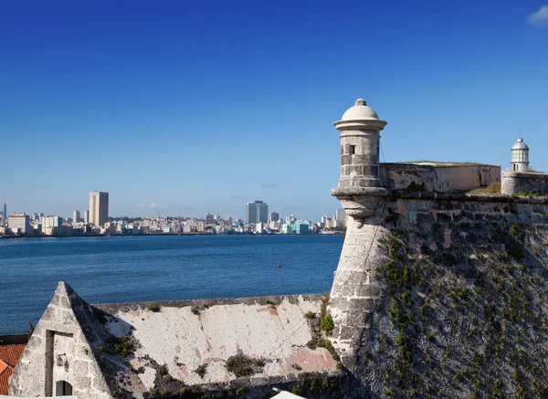 Havana. View of the city through a bay from Morro's fortress. — Stock Photo, Image