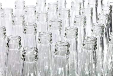 boş cam şişe