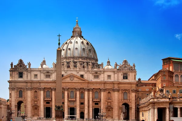 Vatican. The area before St. Peter's Cathedral — Stock Photo, Image