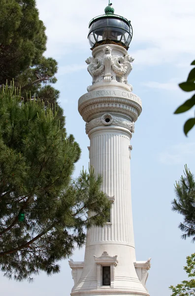 Faro de gianicolo manfredi latarni w Rzym, Włochy. — Zdjęcie stockowe