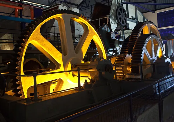 La ligne sur l'écrasement d'une canne à sucre dans l'usine du musée à Maurice — Photo