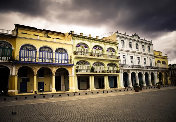 Cuba.Havana, praça central, com um efeito retro — Fotografia de Stock
