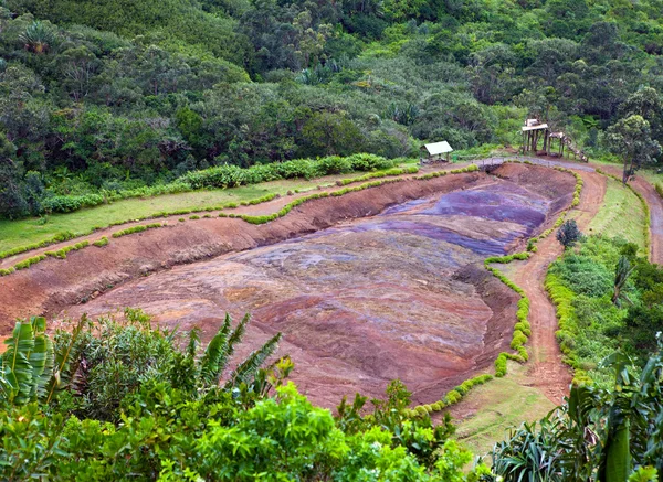 Mauritius. "valley 23 färger av jorden" park i mare-aux-aiguilles — Stockfoto