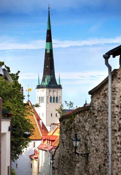 Igreja de São Olavo (Oleviste). Tallinn, Estónia — Fotografia de Stock