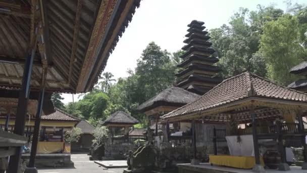 Pura Kehen) - балійський індуїстський храм, розташований в місті Чемпага, Банглі, Балі. . — стокове відео