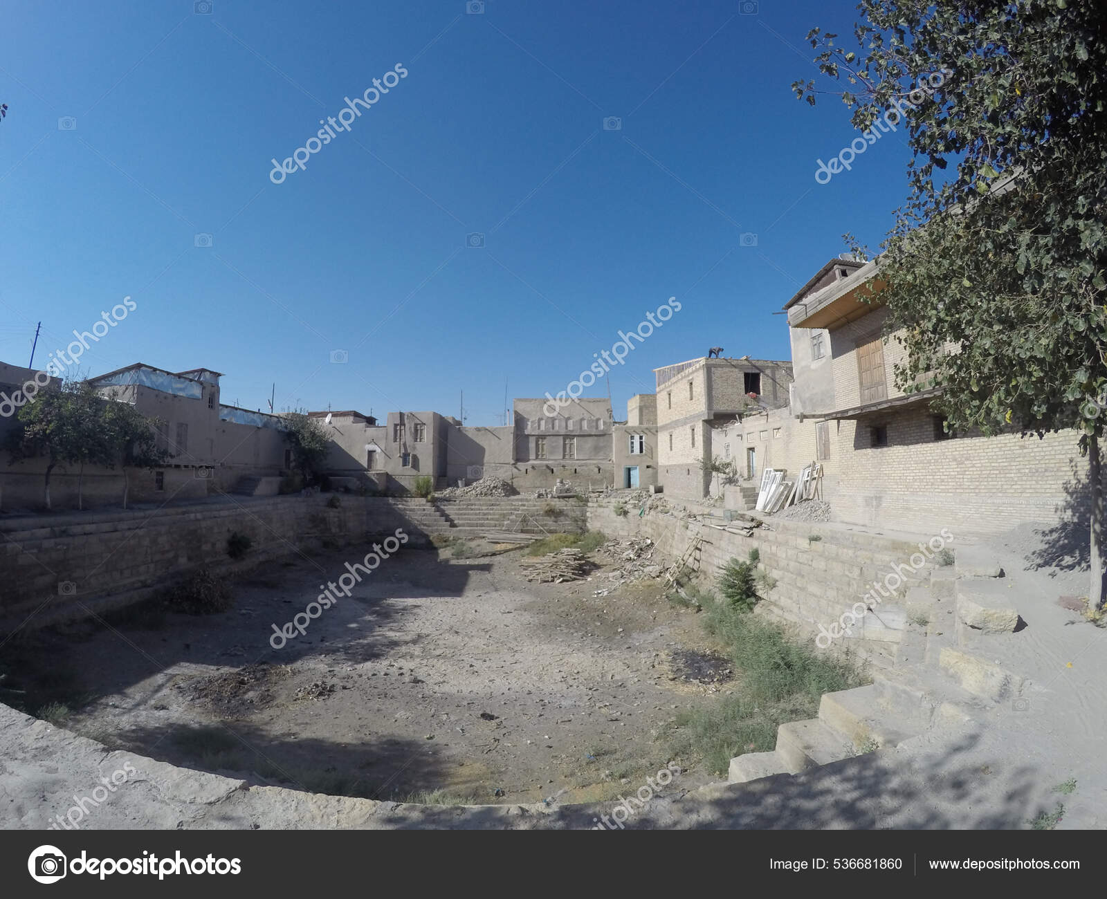 From dust 2