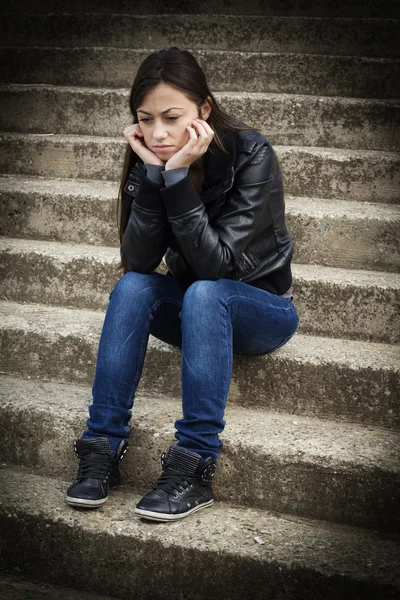 Depressief tienermeisje — Stockfoto