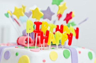 Doğum günü pastası