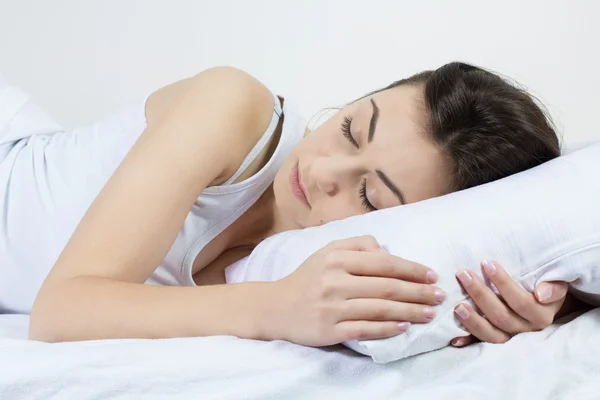 Beautiful young woman sleeping — Stock Photo, Image