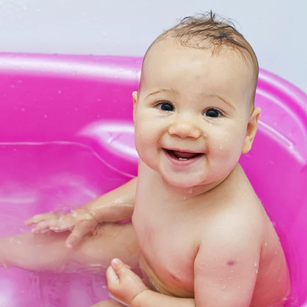 Baño de bebé — Foto de Stock
