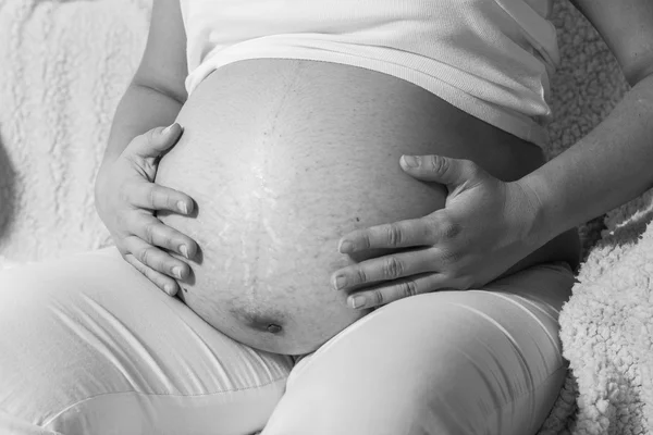 Terhes nő hasa — Stock Fotó
