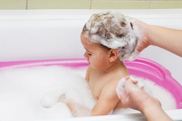 Crying child — Stock Photo, Image