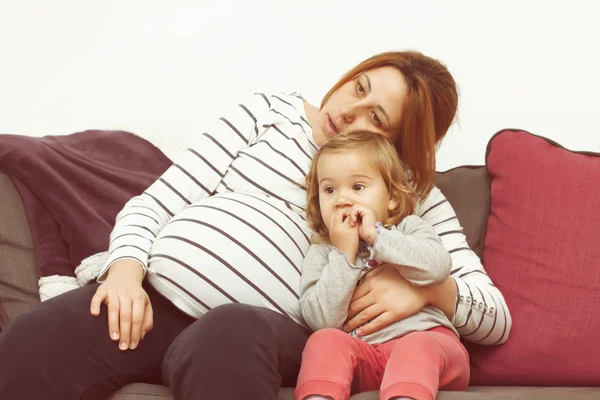 Mãe e filha felizes — Fotografia de Stock