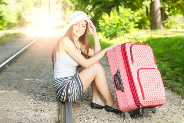 Attractive woman traveling — Stock Photo, Image