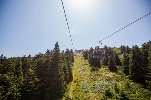 Wyciąg Krzesełkowy Letnie Panoramiczne Zwiedzanie Piękny Widok Góry Kopaonik Serbia — Zdjęcie stockowe