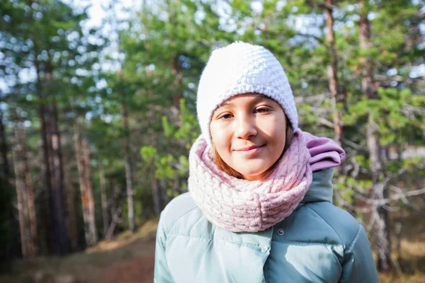 Portrait Smiling Cheerful Young Girl Years Old Winter Day Nature — Stock Photo, Image