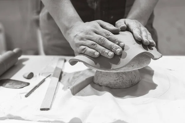 Krukverkstad Kvinnlig Keramik Konstnär Konst Keramik Studio Creative Handgjorda Hantverk — Stockfoto