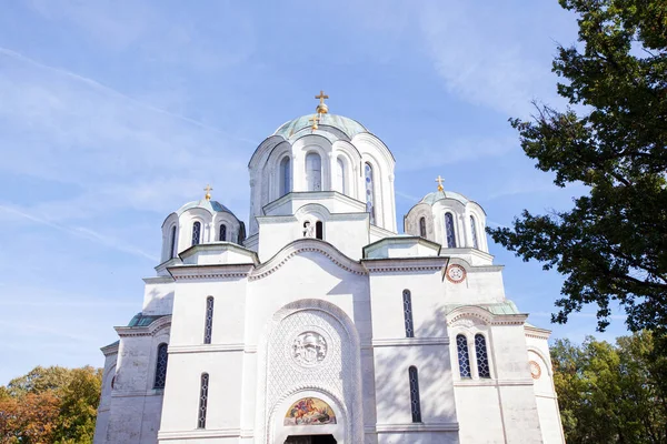 Iglesia Ortodoxa Serbia Iglesia San Jorge Oplenac Topola Serbia Mausoleo — Foto de Stock