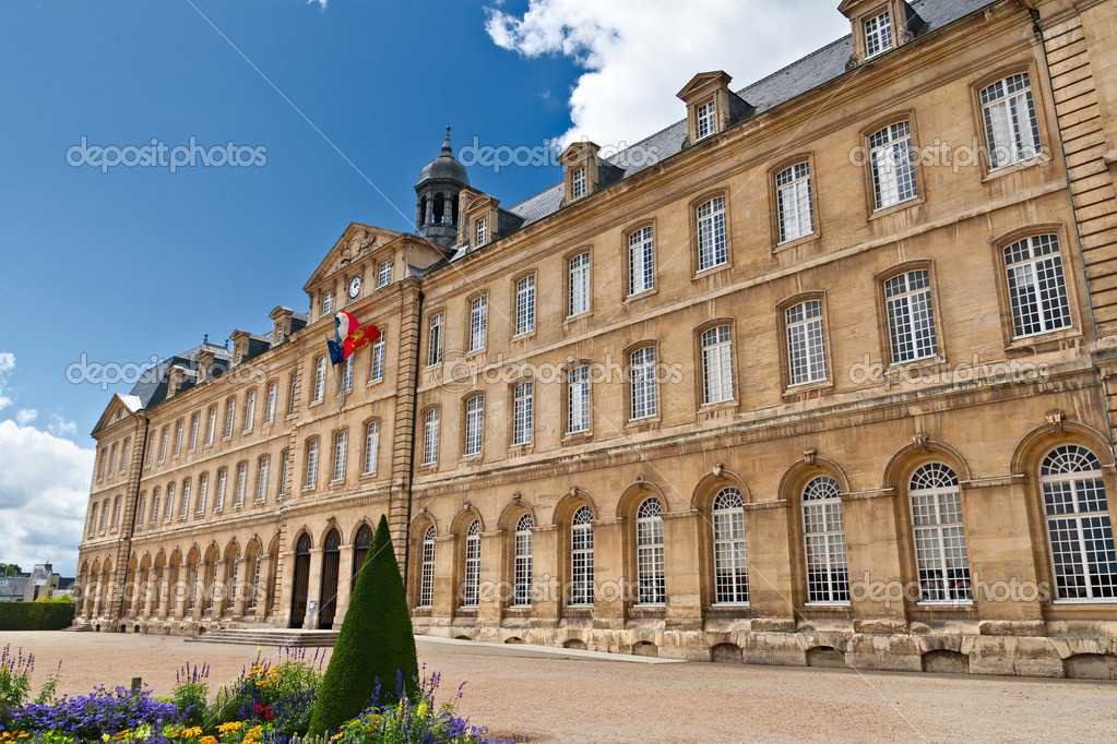 243 Caen Stock Photos Images Download Caen Pictures On Depositphotos