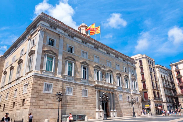 Βαρκελώνη, Ισπανία - 21 Ιουλίου: τις palau de la generalitat είναι ένα med — Φωτογραφία Αρχείου