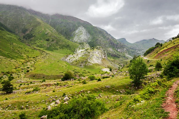 Πυρηναία Όρη τοπίο σε huesca, Ισπανία — Φωτογραφία Αρχείου