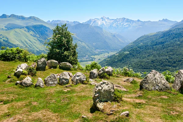 Urgeschichtliches Cromlech in den französischen Pyrenäen — Stockfoto