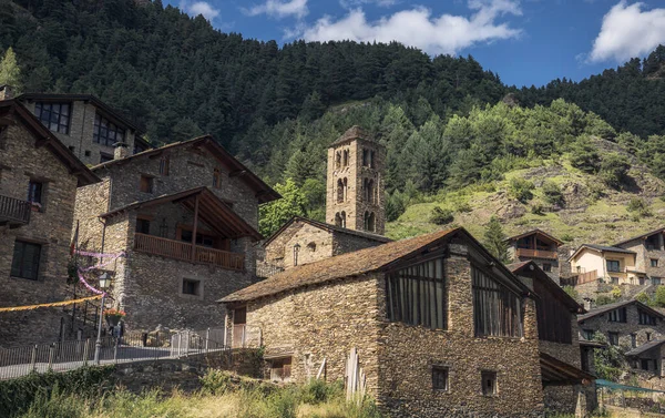 Aldeia Pal Com Igreja Românica Andorra — Fotografia de Stock