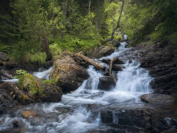 Vodopád Přírodním Parku Comapedrosa Andoře — Stock fotografie