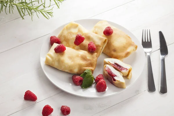 Pancake Cheese Raspberries Wood Table — Stok fotoğraf