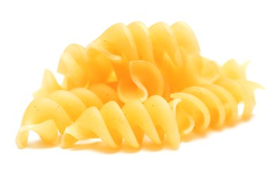 pişmemiş makarna