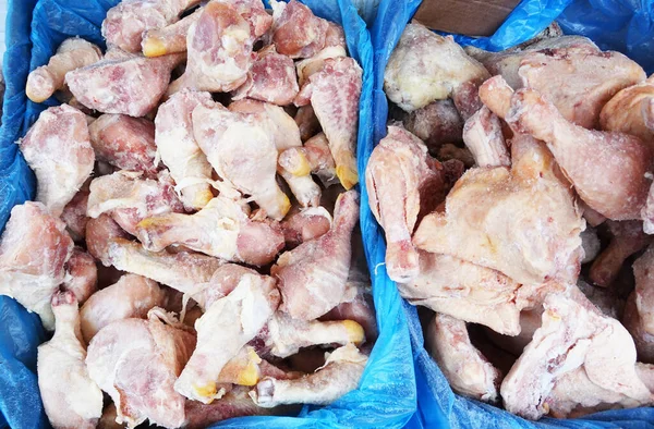 Κρέας Κατεψυγμένο Κοτόπουλο Μια Αγορά — Φωτογραφία Αρχείου