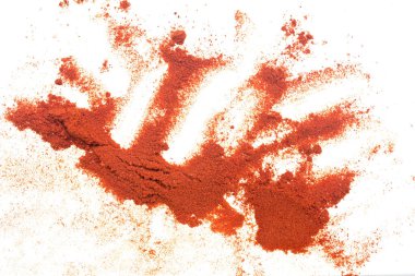 Kırmızı biber beyaz arkaplanda izole edildi