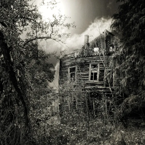 Night spooky house — Stock Photo, Image