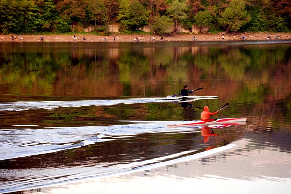 Two kayaks — Stock Photo, Image