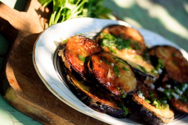 Patlıcan yemeği makro