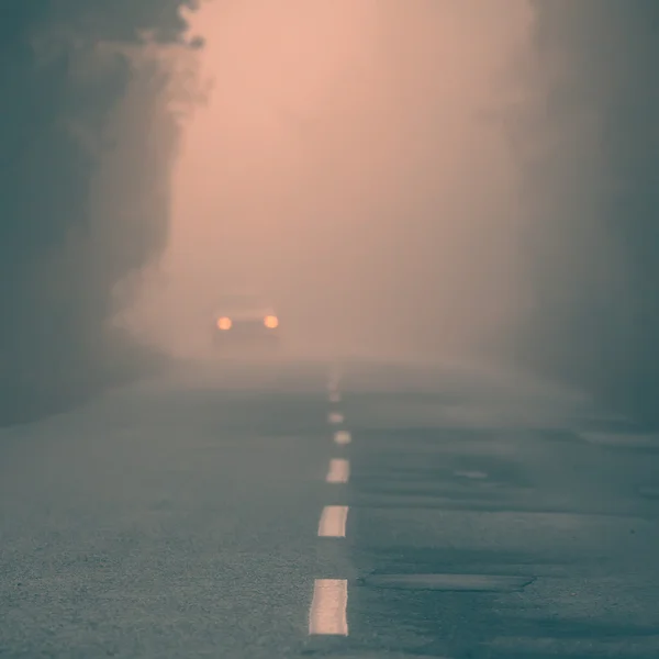 Abstrakt fogy road — Stockfoto