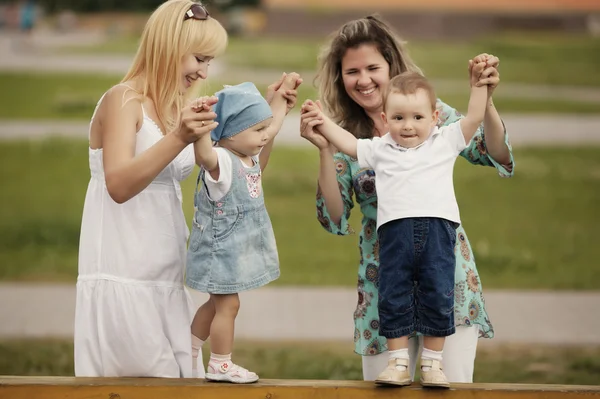 Mère avec fille — Photo