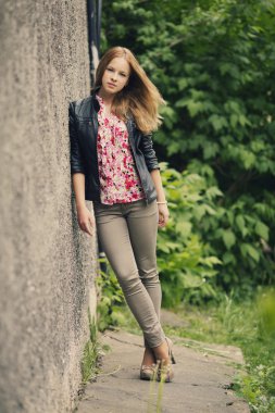 Genç geautiful sarışın kız