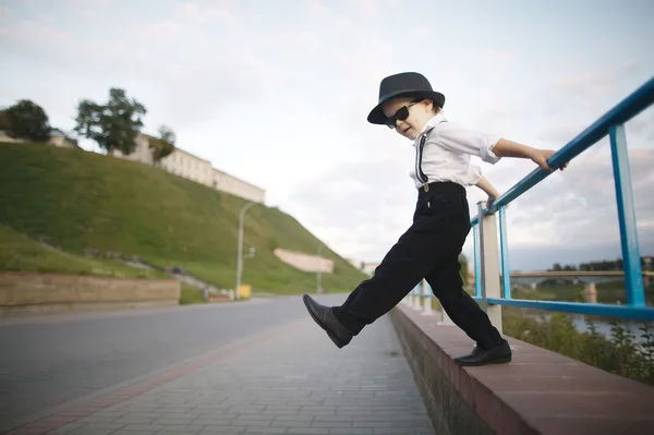 Little gentleman with sunglasses — Stock Photo, Image