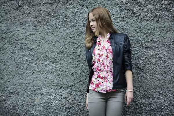 Beautiful alone girl portrait — Stock Photo, Image