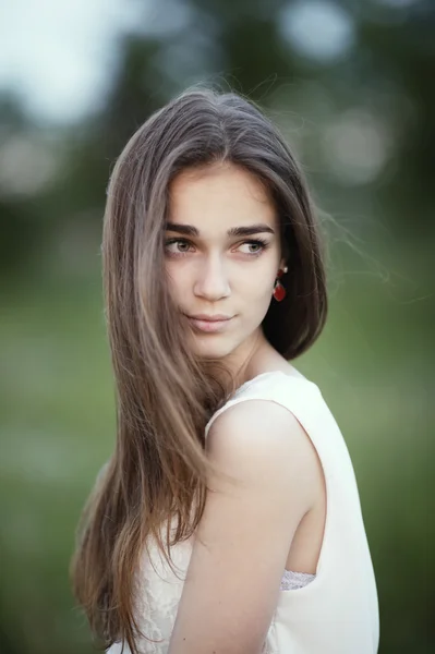 Beautiful girl with long hair — Stock Photo, Image