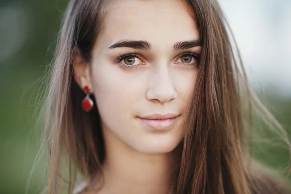 Beautiful girl with long hair — Stock Photo, Image