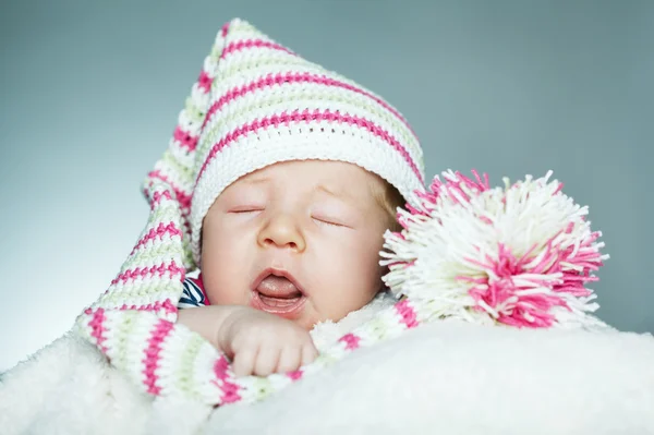 Piccolo bambino dormiglione divertente — Foto Stock